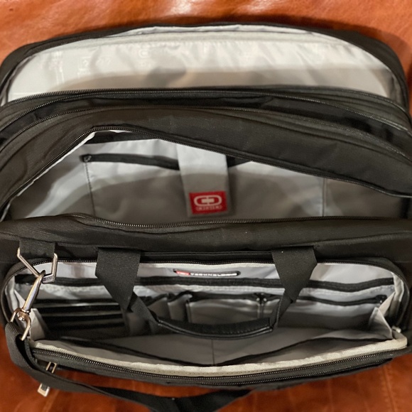 OGIO Laptop Bag - Picture 2 of 2